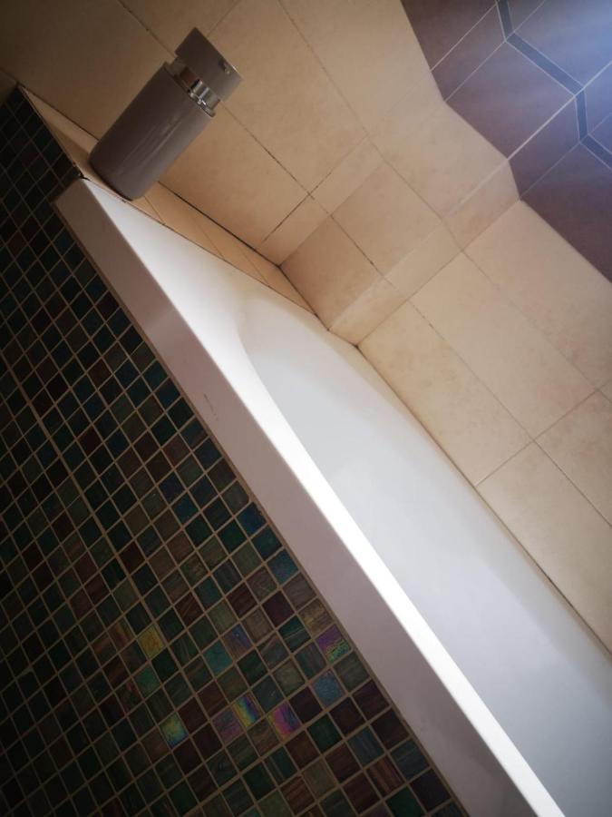 Metro Casa Vacanze บรินดิซิ ภายนอก รูปภาพ