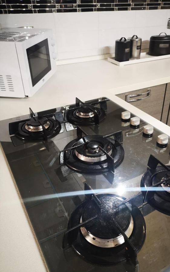 Metro Casa Vacanze บรินดิซิ ภายนอก รูปภาพ